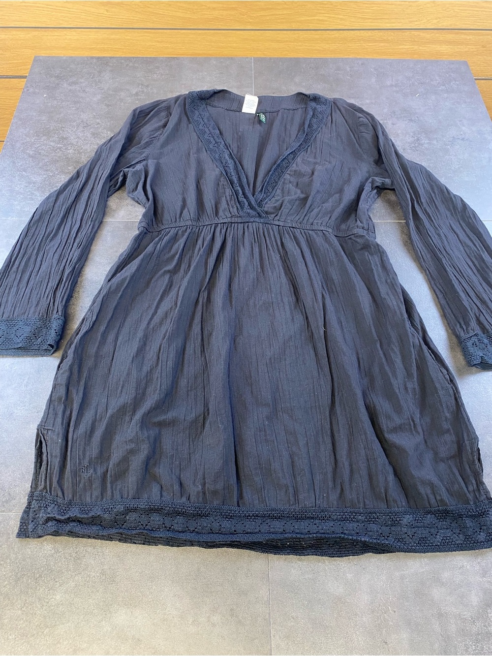 Lauren Ralph Lauren Black Bathing suit coverup w/ embroidery & pockets‎ Size Med